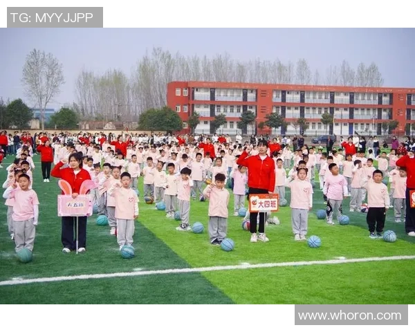 幼儿教师篮球技能展示活动促进儿童身心发展与团队合作能力提升